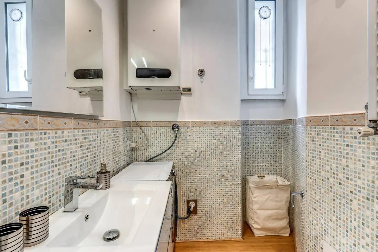 Charming Flat By The Vatican Rome Apartment