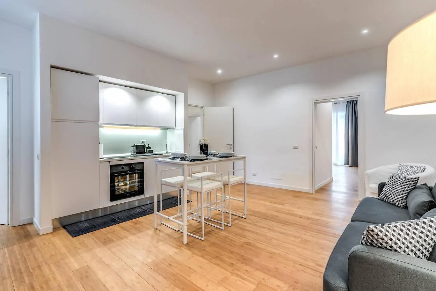 Charming Flat By The Vatican Rom